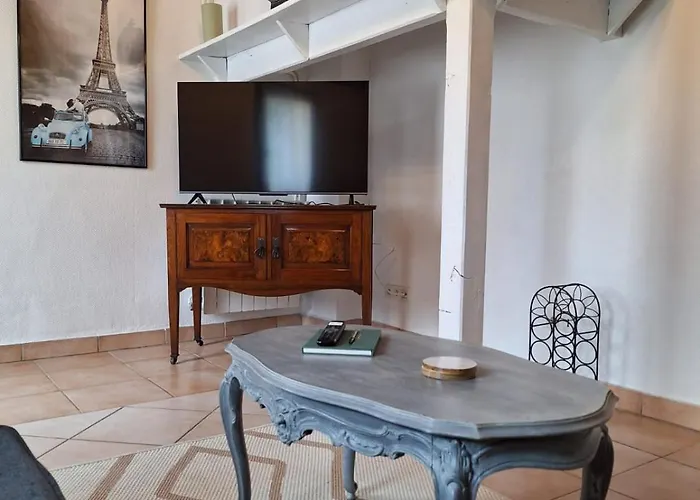 Le Clairat Apartman *